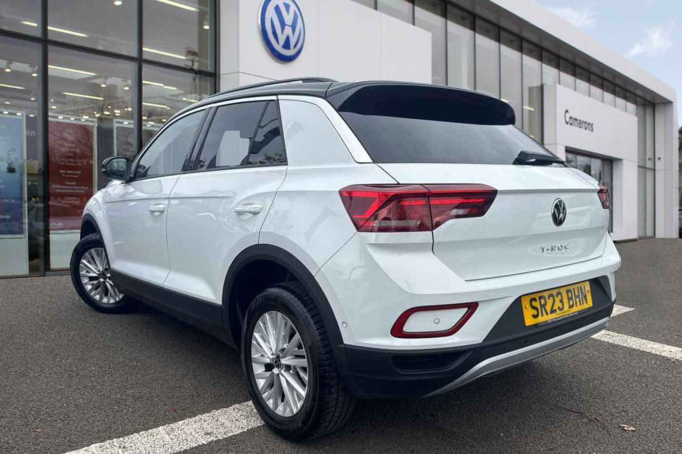 Used Volkswagen T-Roc 2023 for sale - 76675725: Photo 3