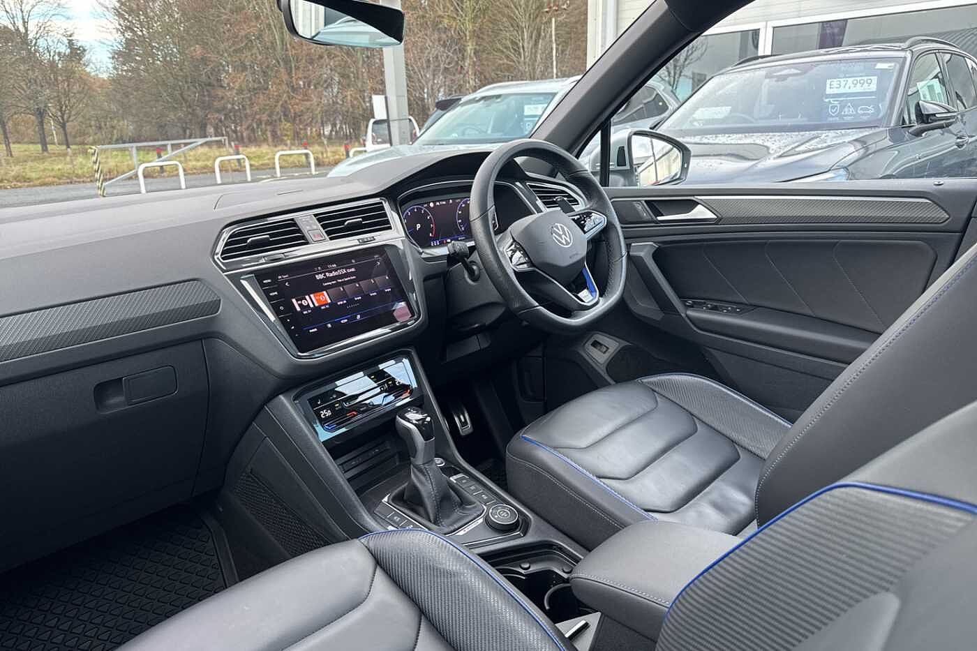 Used Volkswagen Tiguan 2023 for sale - 76692454: Photo 2