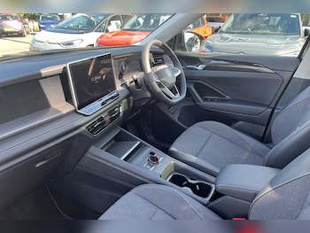 Used Volkswagen Touran 2025 for sale - 76680448: Photo