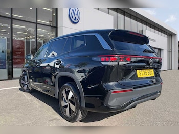 Used Volkswagen Touran 2025 for sale - 76680448: Photo