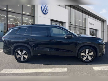 Used Volkswagen Touran 2025 for sale - 76680448: Photo