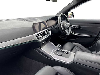 Used BMW 3 Series 2021 for sale - 78052935: Photo