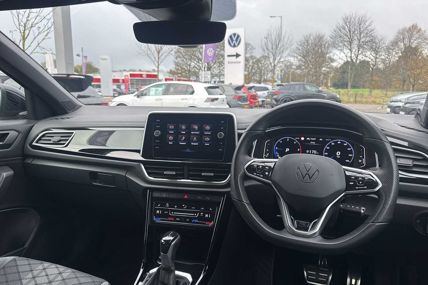 Used Volkswagen T-Roc 2022 for sale - 76675334: Photo 10