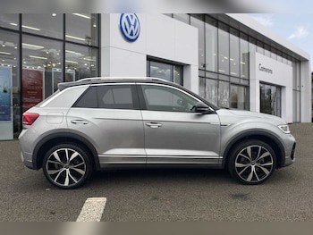 Used Volkswagen T-Roc 2022 for sale - 76675334: Photo