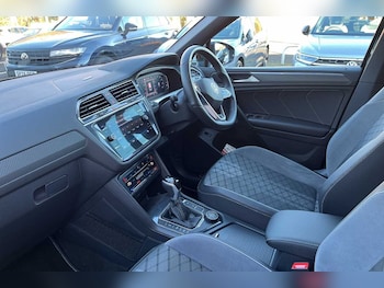 Used Volkswagen Tiguan Allspace 2024 for sale - 76677177: Photo