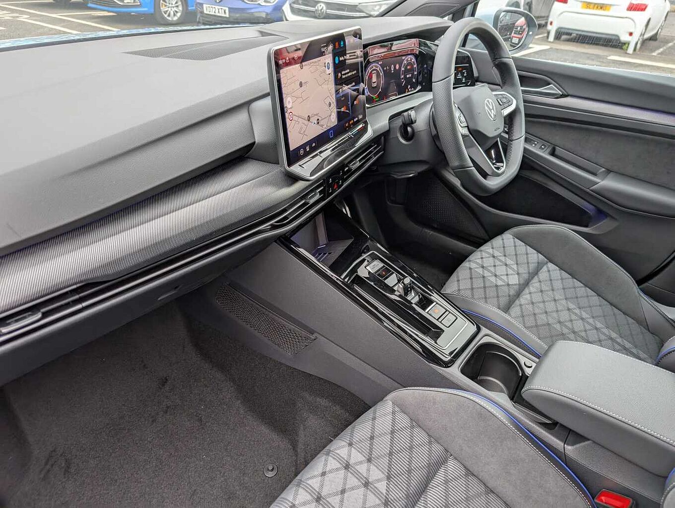 Used Volkswagen Golf 2025 for sale - 77742397: Photo 2