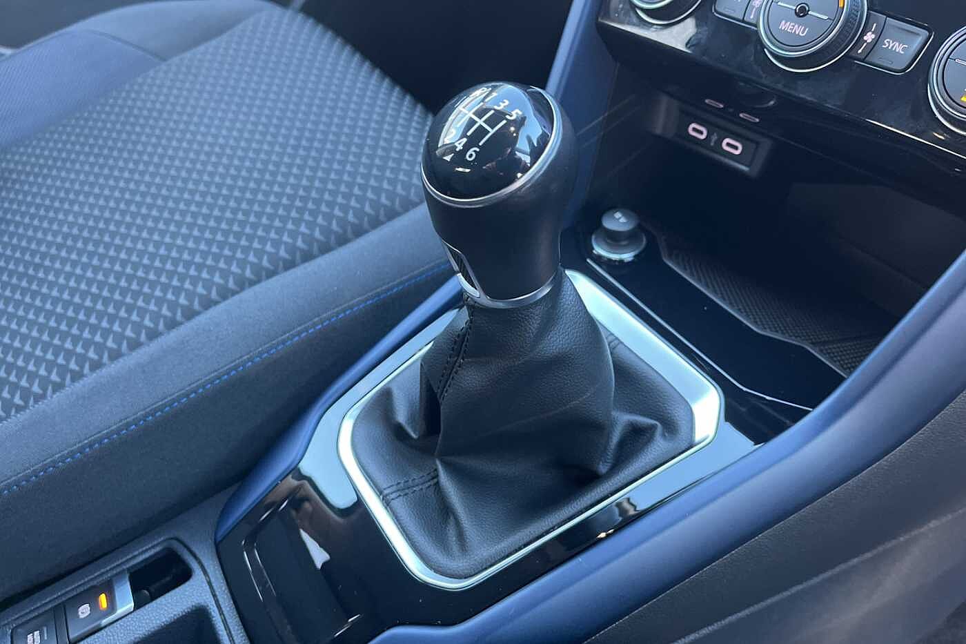 Used Volkswagen T-Roc 2021 for sale - 76681007: Photo 8