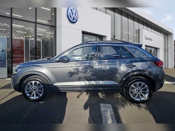 Used Volkswagen T-Roc 2025 for sale - 76681441: Photo