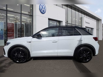 Used Volkswagen T-Roc 2022 for sale - 76675332: Photo