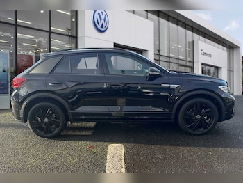 Used Volkswagen T-Roc 2025 for sale - 76692405: Photo