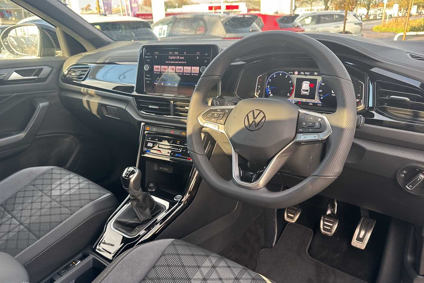 Used Volkswagen T-Roc 2025 for sale - 76692405: Photo 6