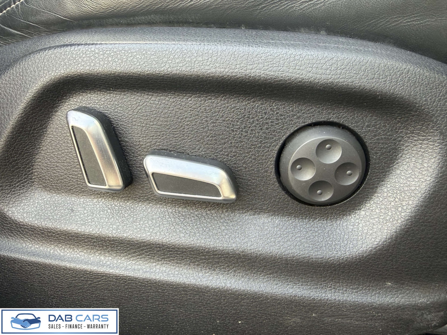 Used Audi SQ5 2014 for sale - 78027688: Photo 46