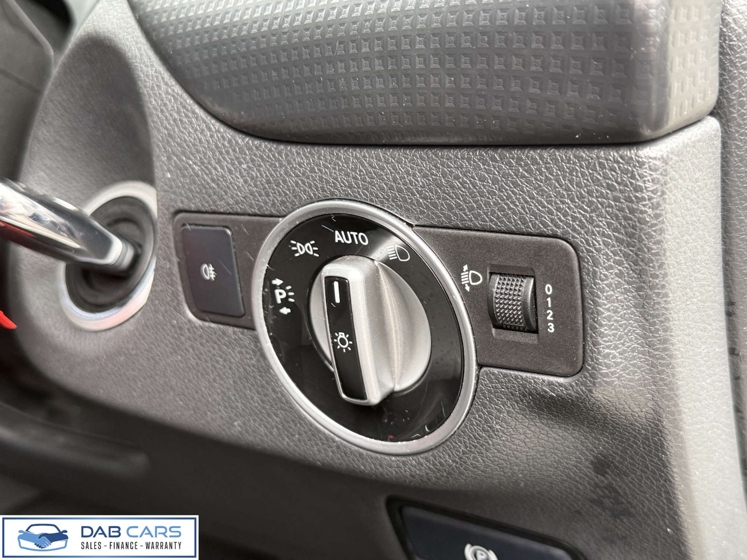 Used Mercedes-Benz A-Class 2014 for sale - 78098926: Photo 32