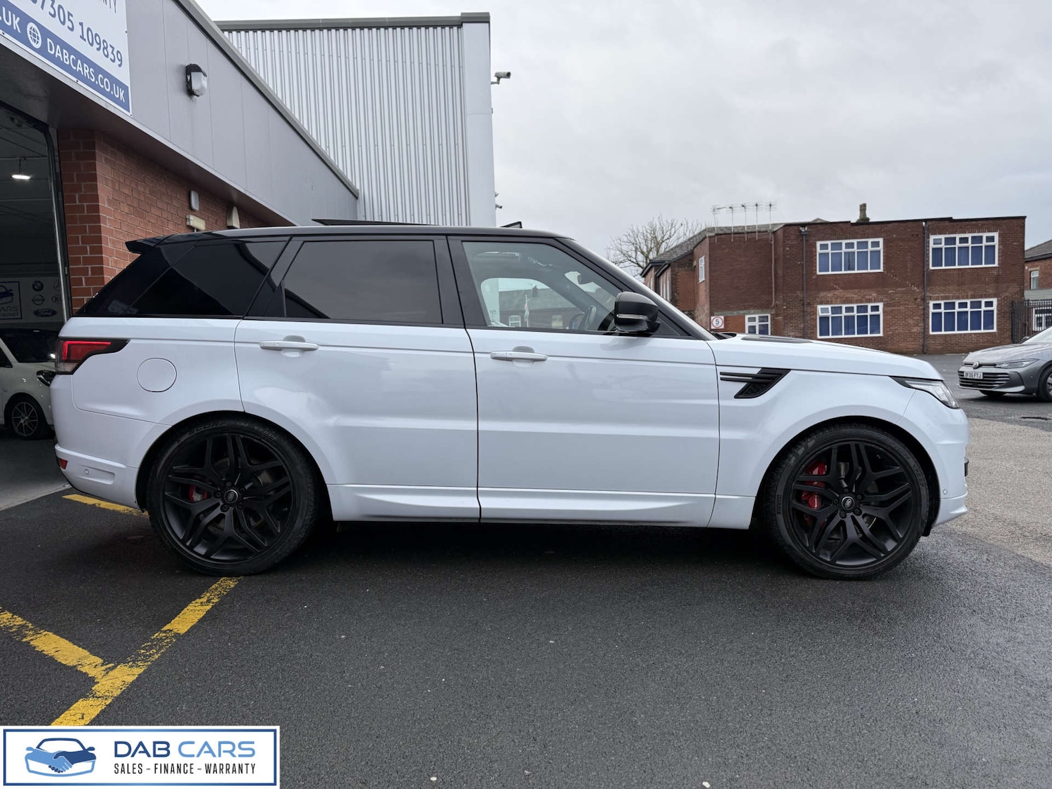 Used Land Rover Range Rover Sport 2017 for sale - 77476398: Photo 13