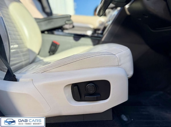 Used Land Rover Discovery 2017 for sale - 74707854: Photo 33