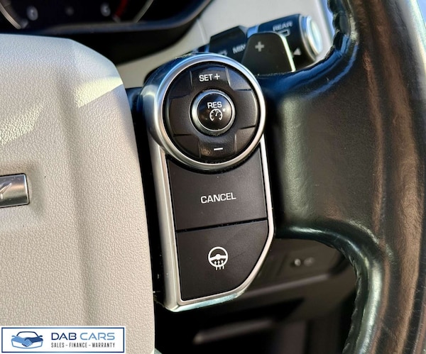 Used Land Rover Discovery 2017 for sale - 74707854: Photo 34
