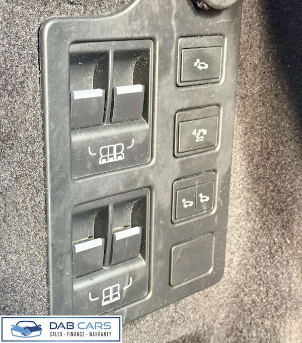 Used Land Rover Discovery 2017 for sale - 74707854: Photo 41