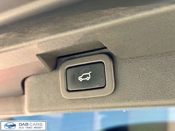 Used Land Rover Discovery 2017 for sale - 74707854: Photo 42