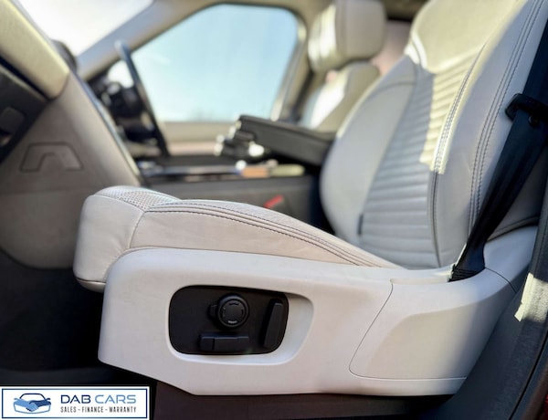 Used Land Rover Discovery 2017 for sale - 74707854: Photo 75