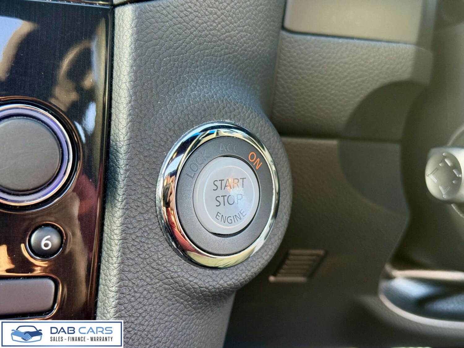 Used Infiniti QX70 2014 for sale - 76184927: Photo 25