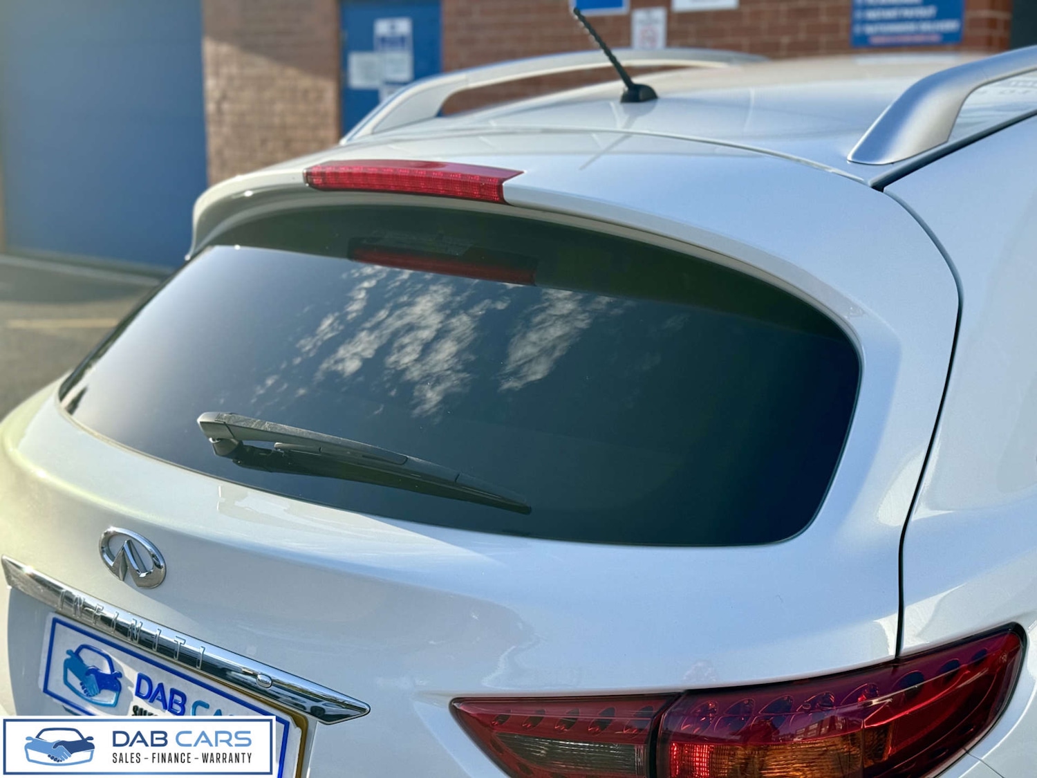 Used Infiniti QX70 2014 for sale - 76184927: Photo 46