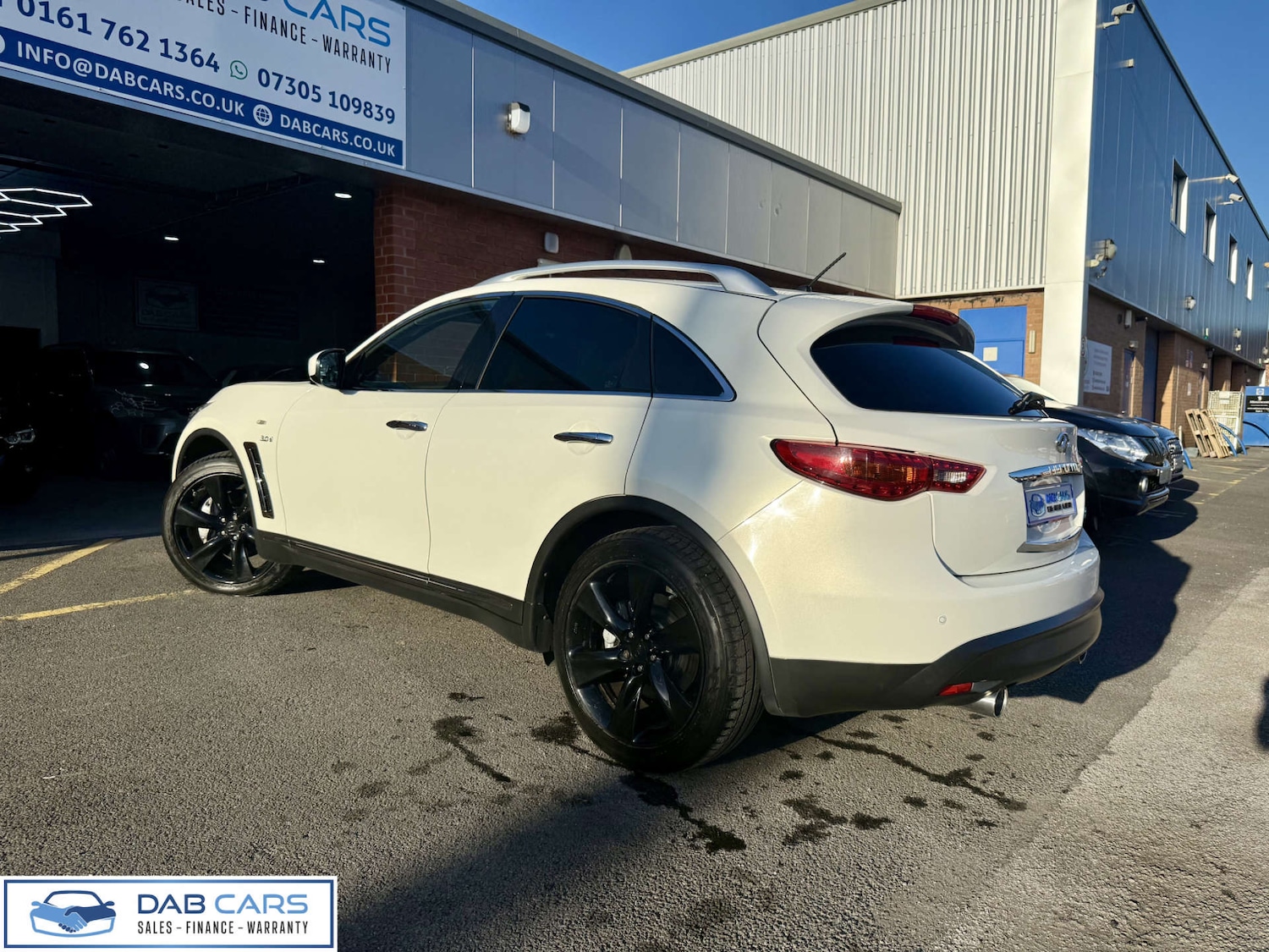 Used Infiniti QX70 2014 for sale - 76184927: Photo 62
