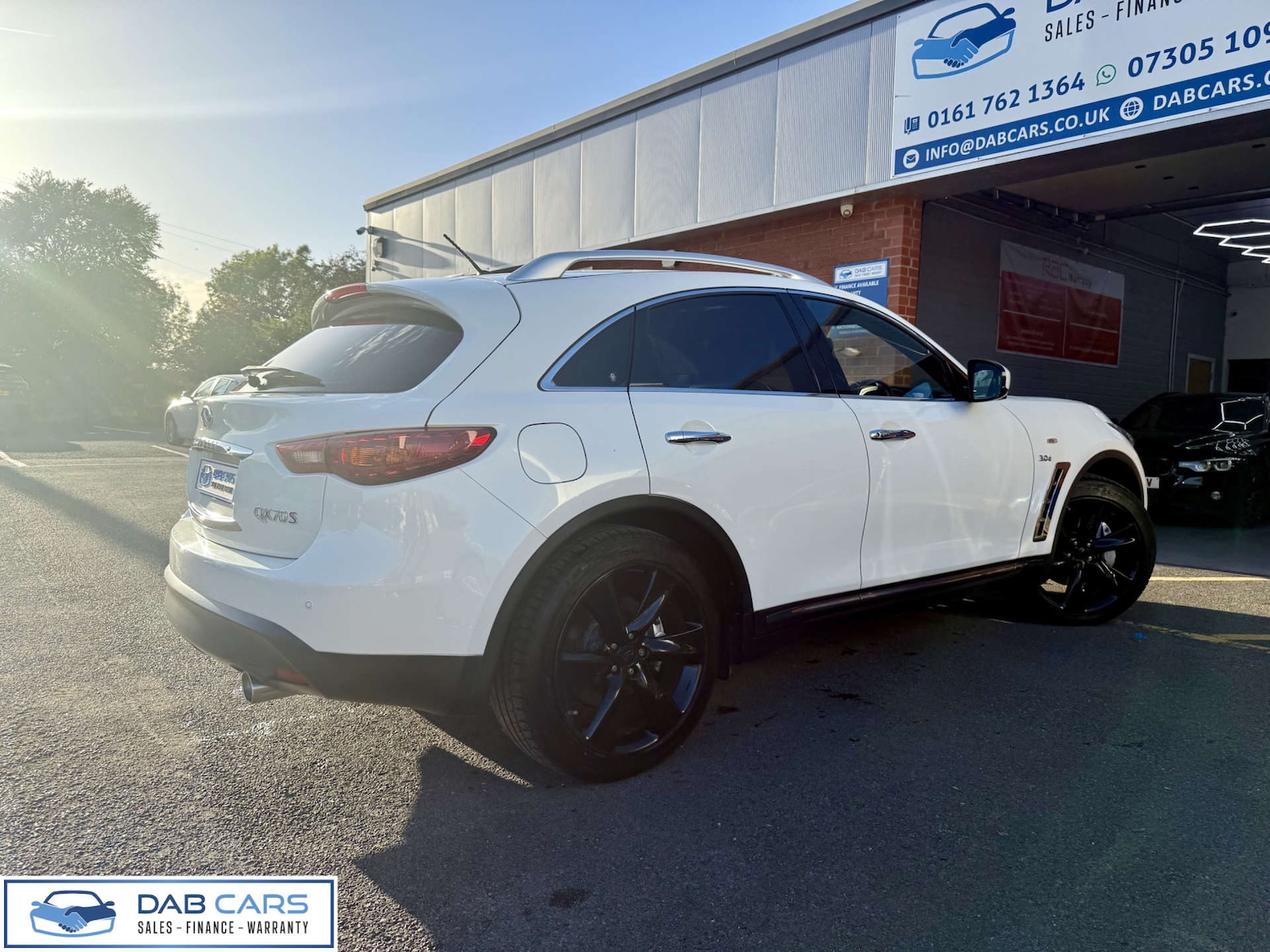 Used Infiniti QX70 2014 for sale - 76184927: Photo 63