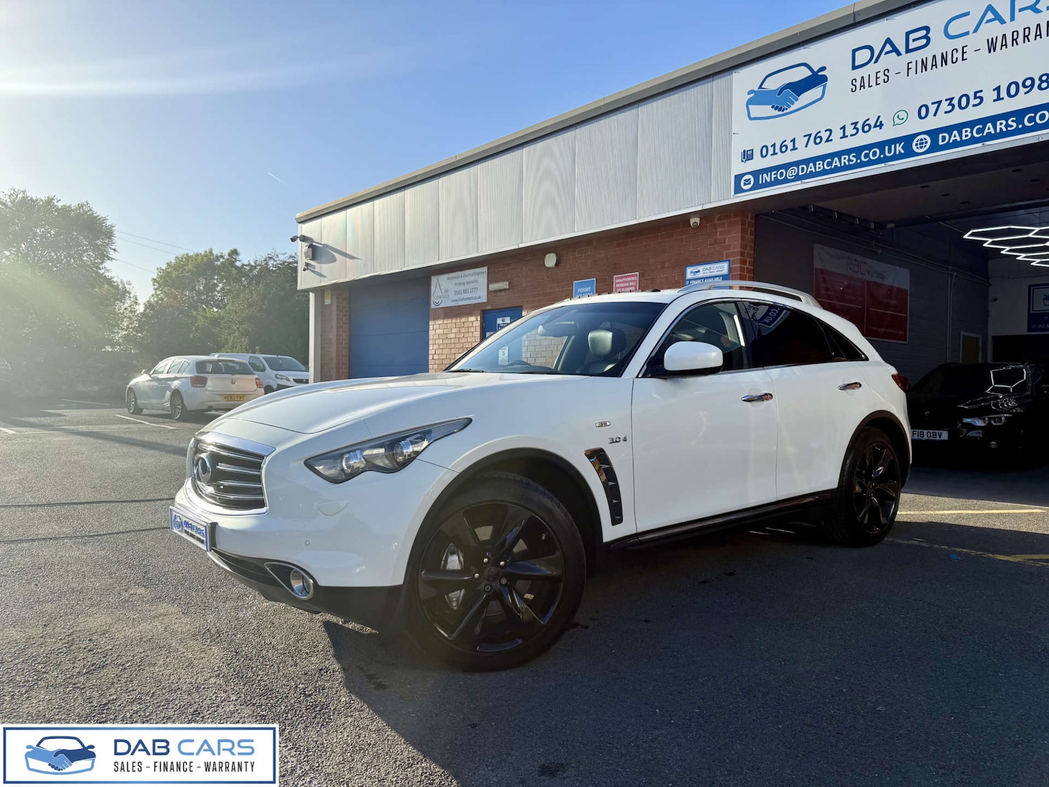 Used Infiniti QX70 2014 for sale - 76184927: Photo 72