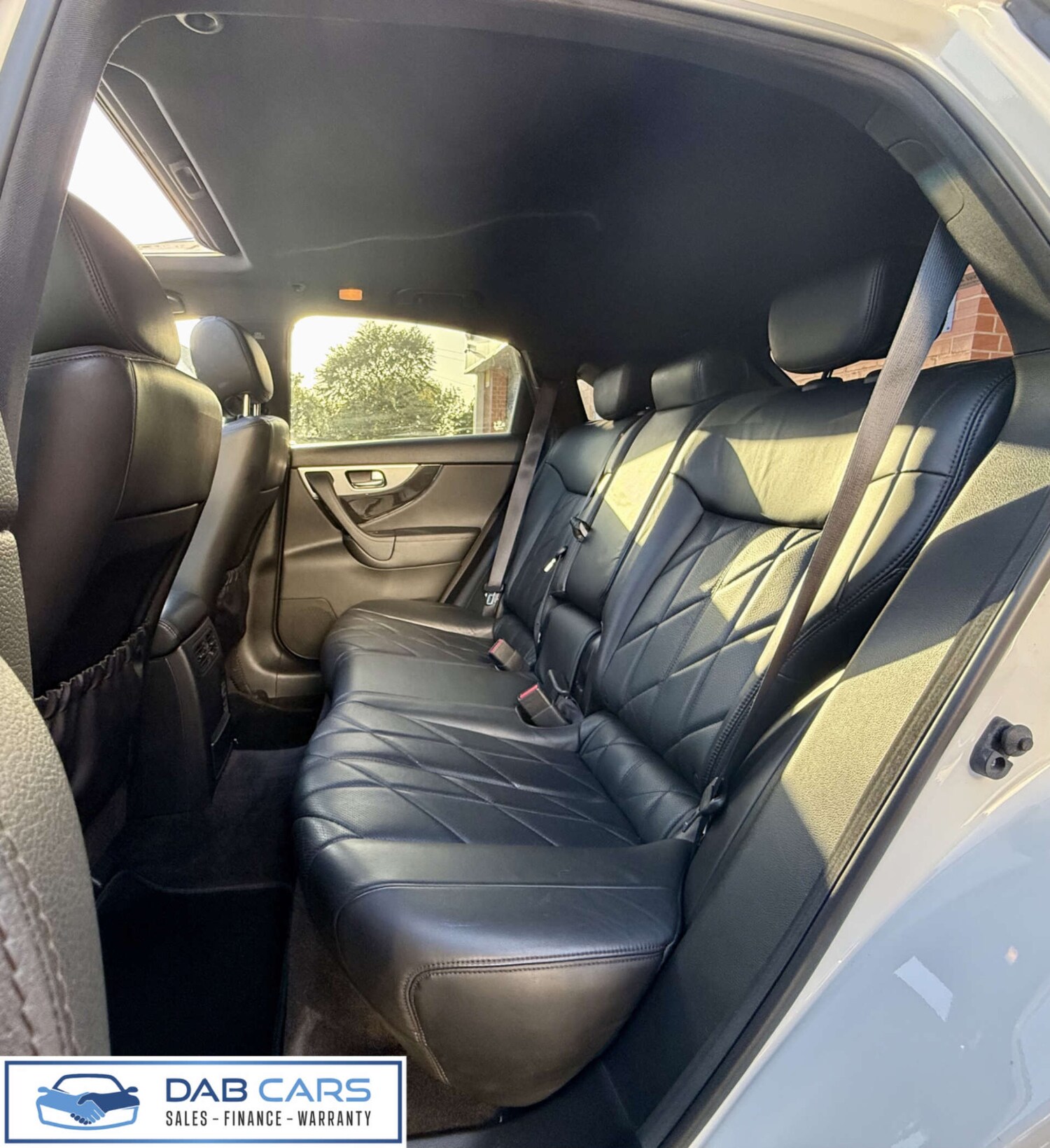 Used Infiniti QX70 2014 for sale - 76184927: Photo 74