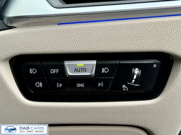 Used BMW 3 Series 2019 for sale - 76255859: Photo 29