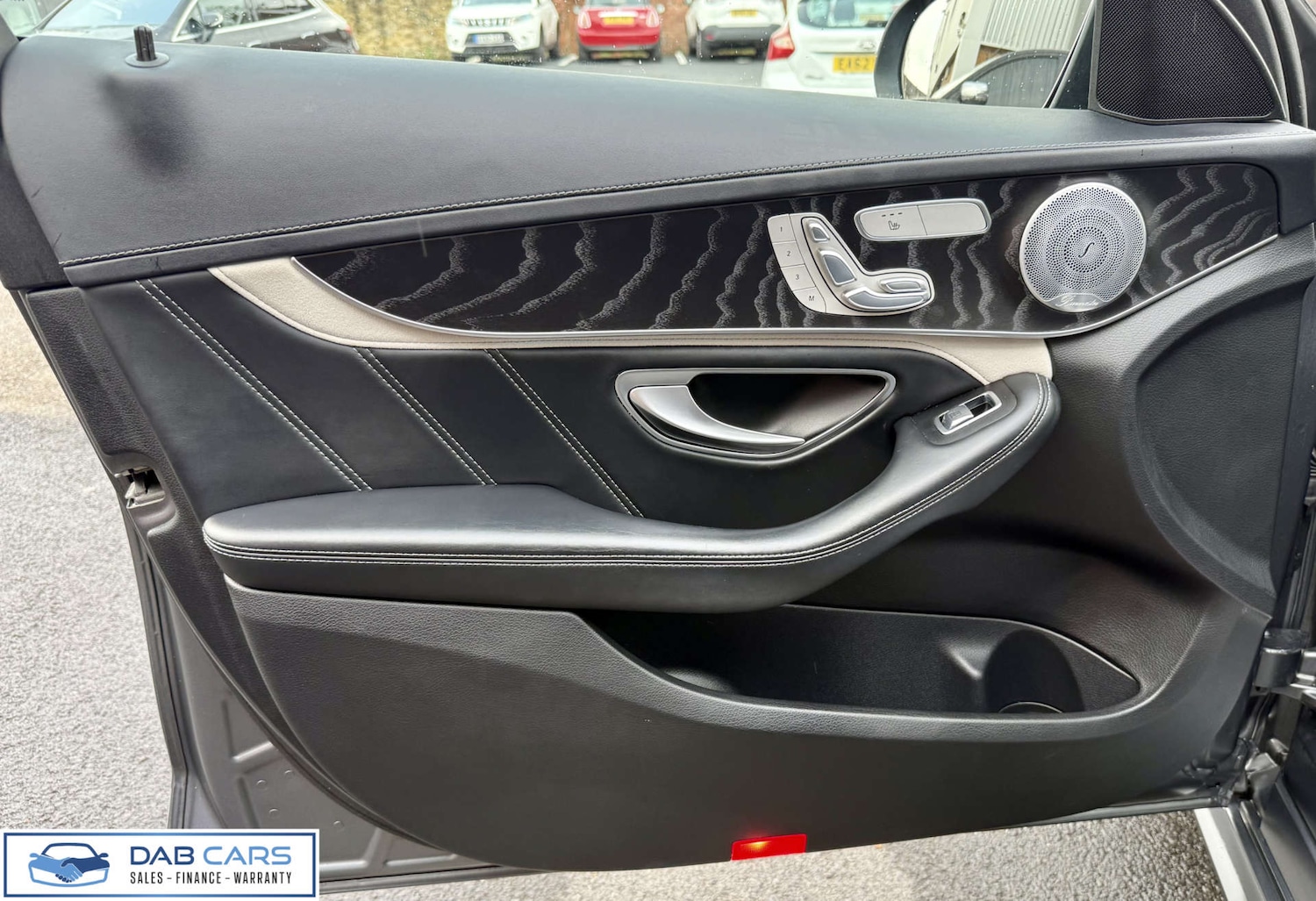 Used Mercedes-Benz C Class 2017 for sale - 76320847: Photo 64