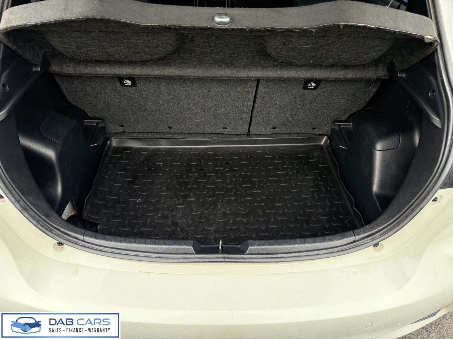 Used Toyota Yaris 2019 for sale - 77535038: Photo 16