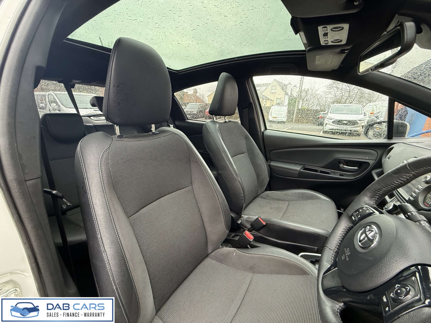 Used Toyota Yaris 2019 for sale - 77535038: Photo 17