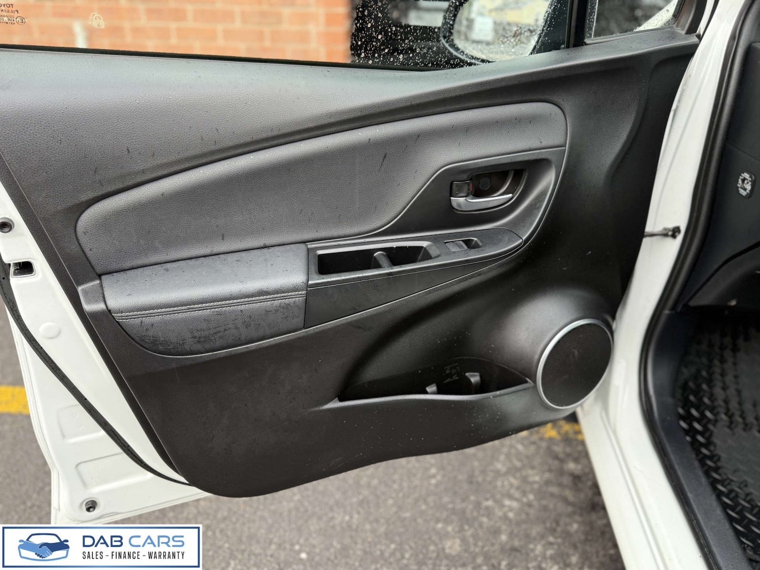 Used Toyota Yaris 2019 for sale - 77535038: Photo 38