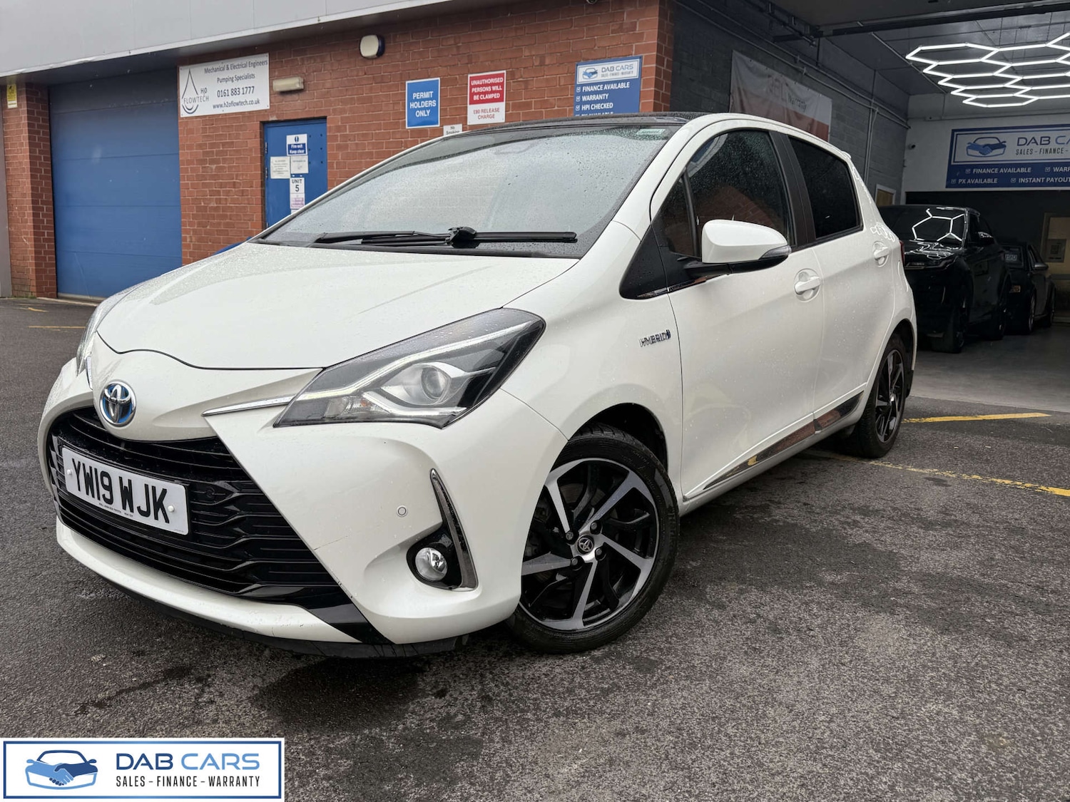 Used Toyota Yaris 2019 for sale - 77535038: Photo 57