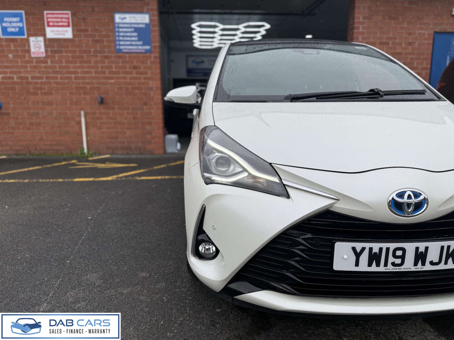 Used Toyota Yaris 2019 for sale - 77535038: Photo 59