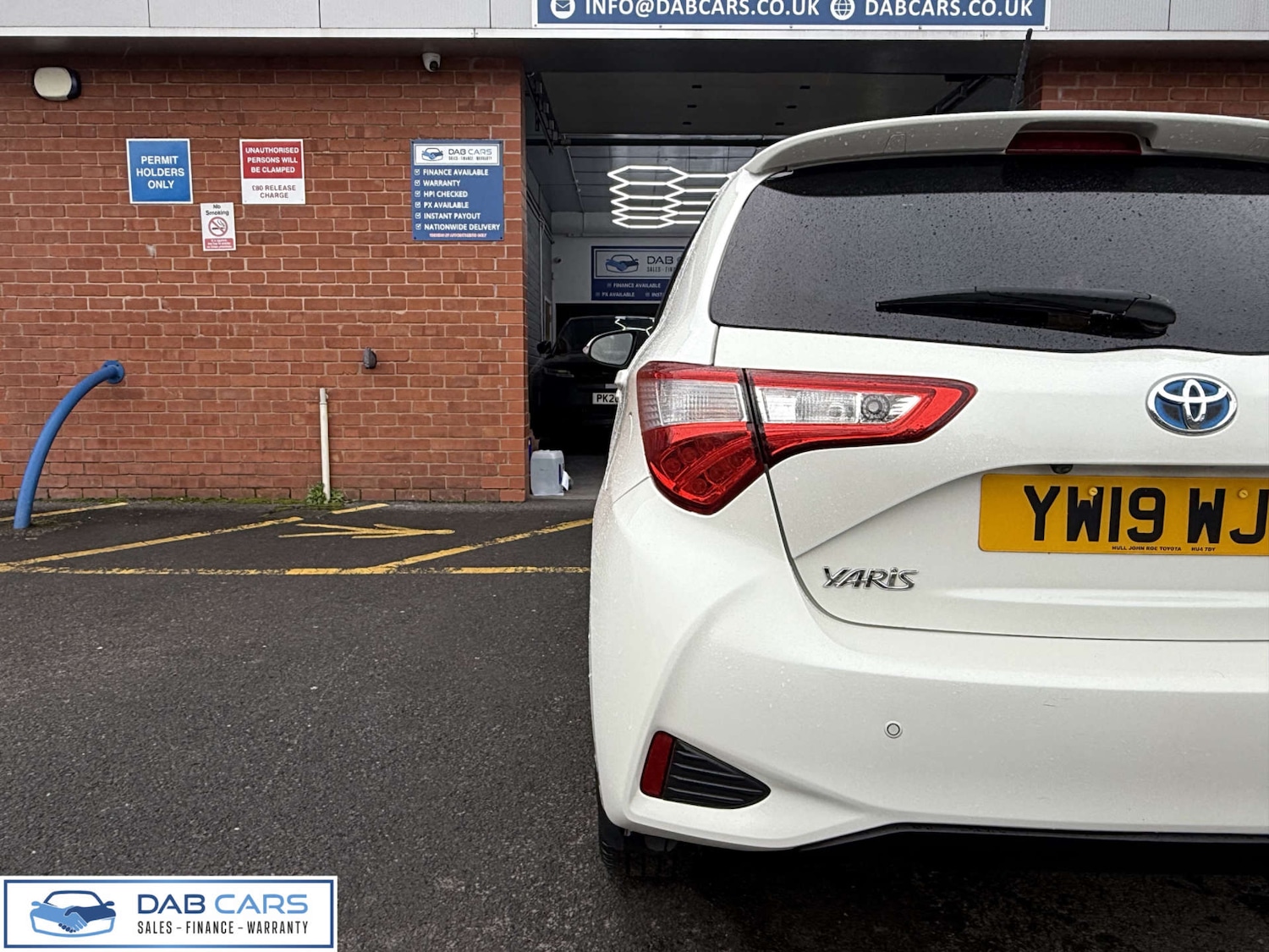 Used Toyota Yaris 2019 for sale - 77535038: Photo 65