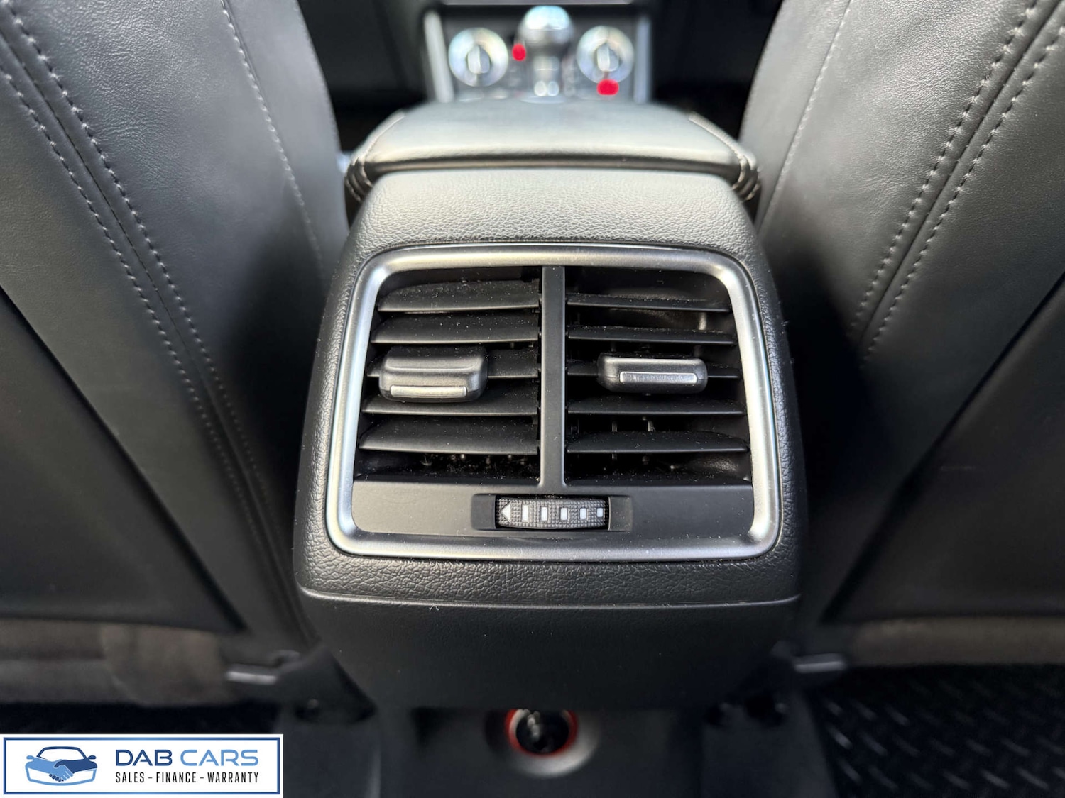 Used Audi Q3 2014 for sale - 77236266: Photo 42