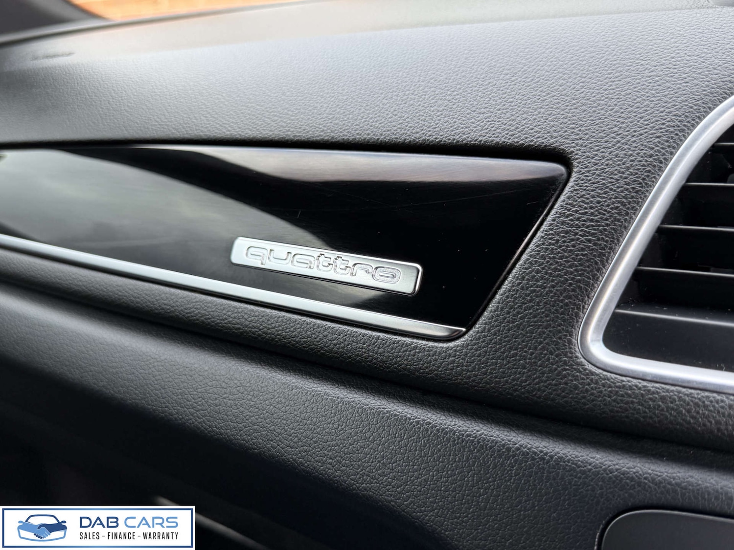 Used Audi Q3 2014 for sale - 77236266: Photo 67