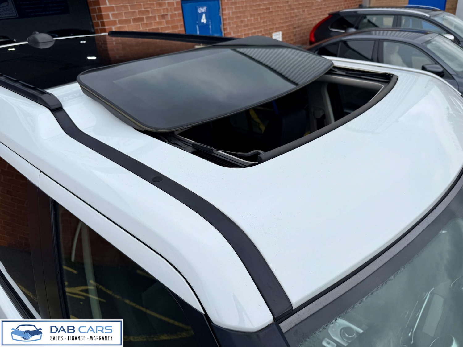 Used Land Rover Discovery 2014 for sale - 76182585: Photo 11