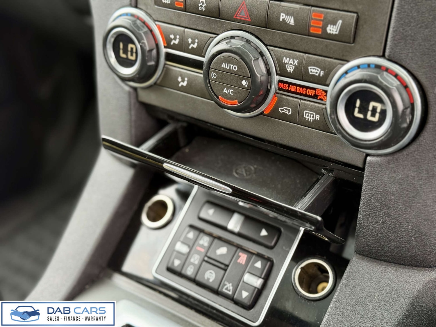 Used Land Rover Discovery 2014 for sale - 76182585: Photo 15