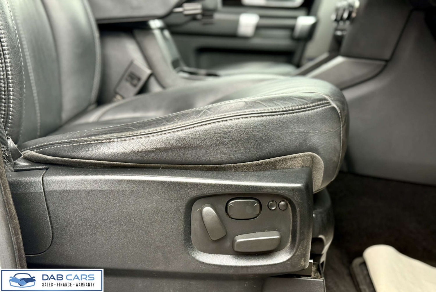 Used Land Rover Discovery 2014 for sale - 76182585: Photo 25