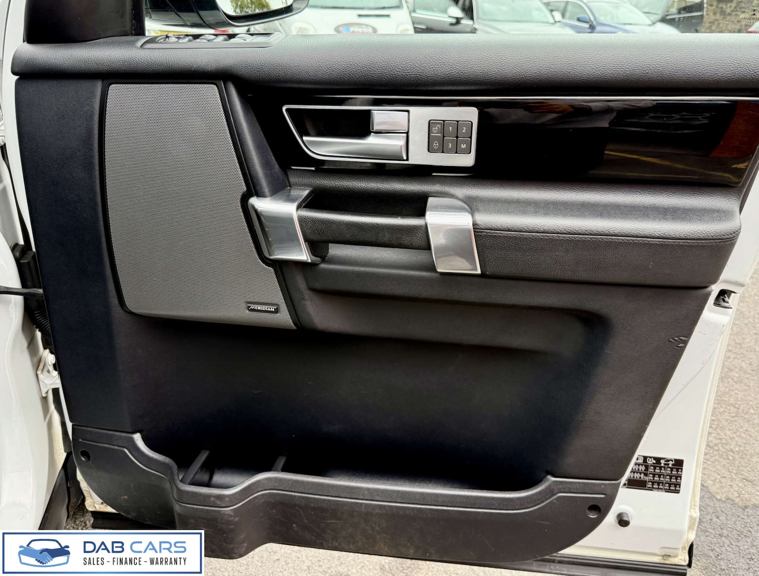 Used Land Rover Discovery 2014 for sale - 76182585: Photo 54