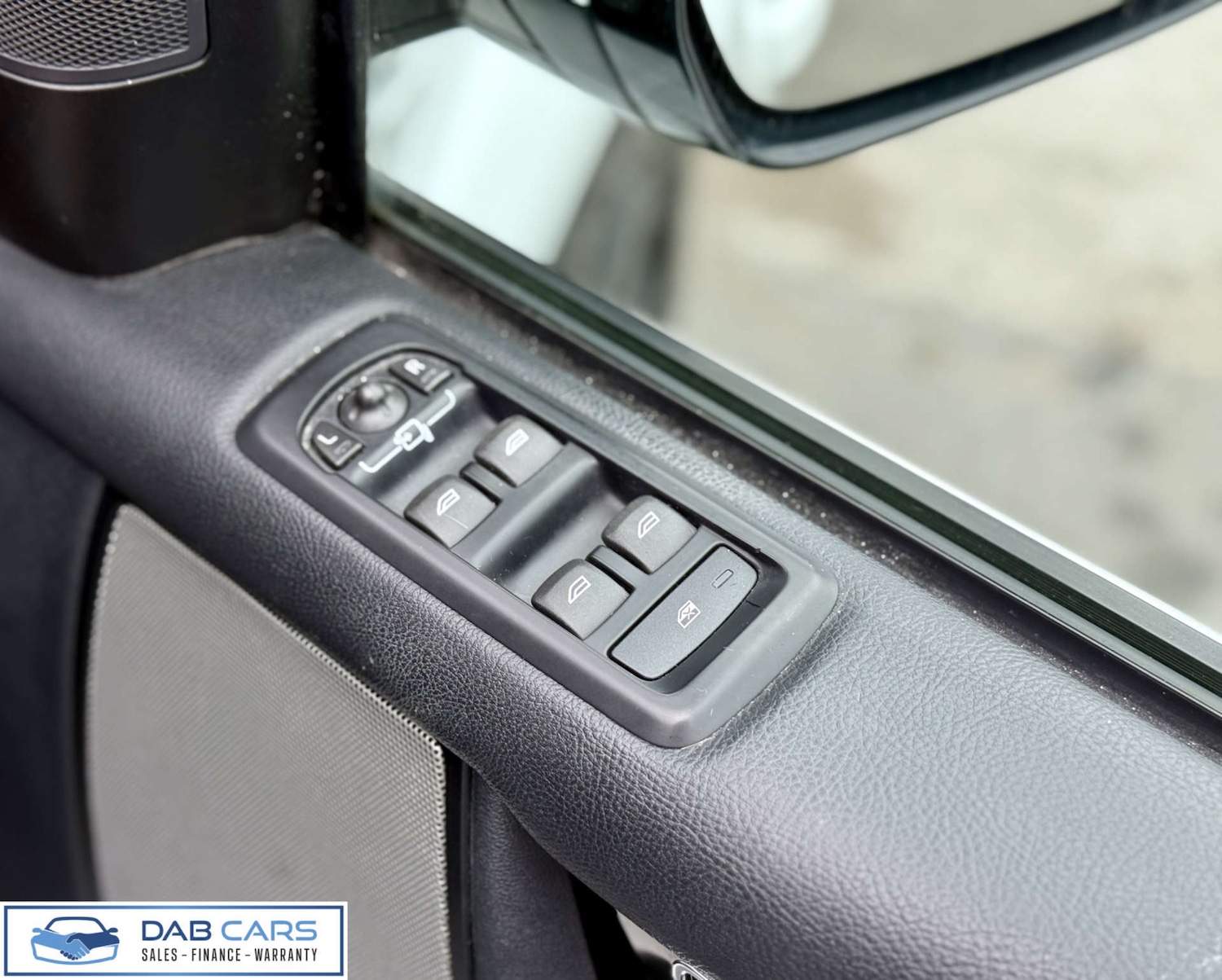 Used Land Rover Discovery 2014 for sale - 76182585: Photo 55