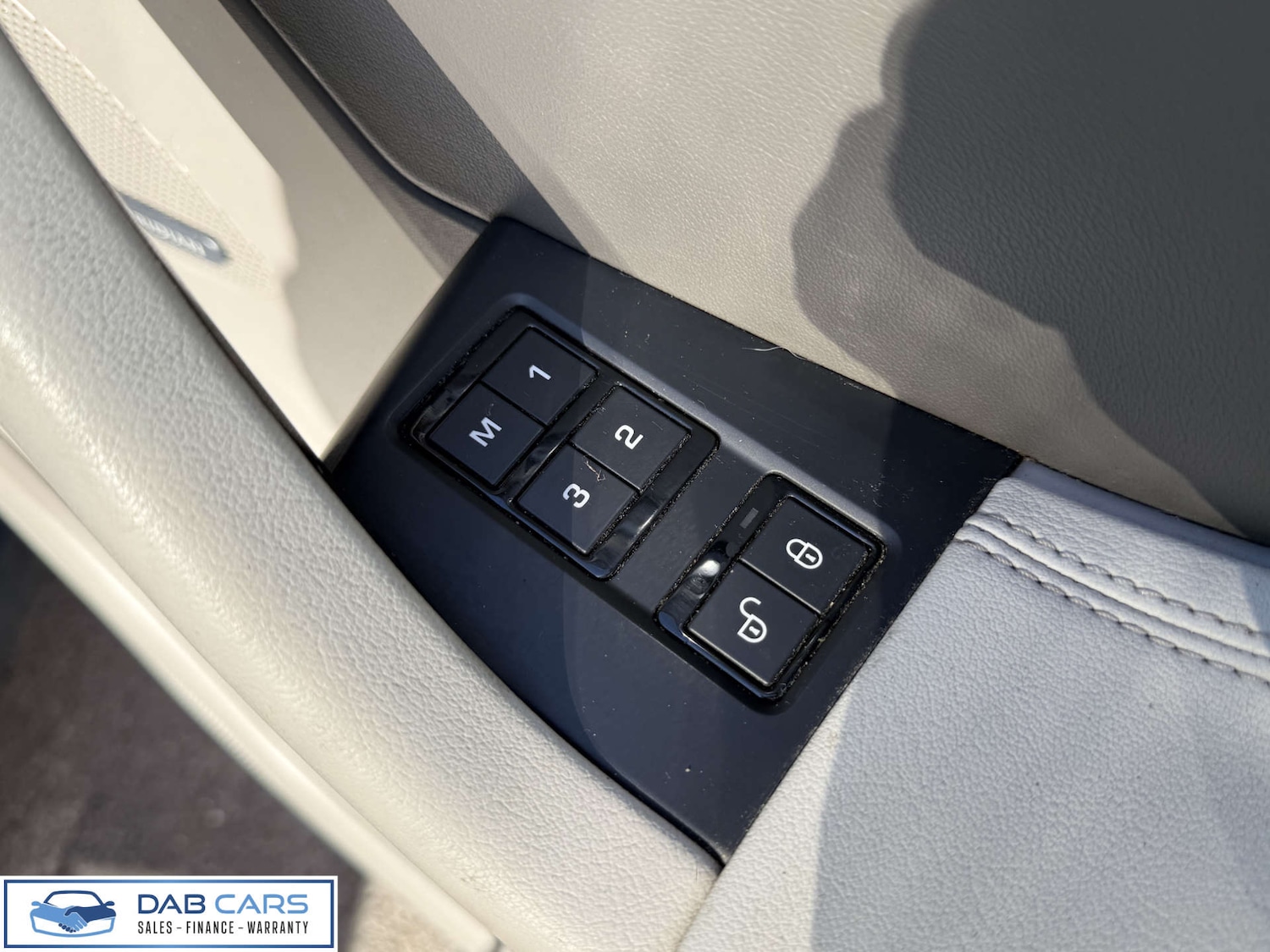 Used Jaguar F-Pace 2016 for sale - 77735058: Photo 26