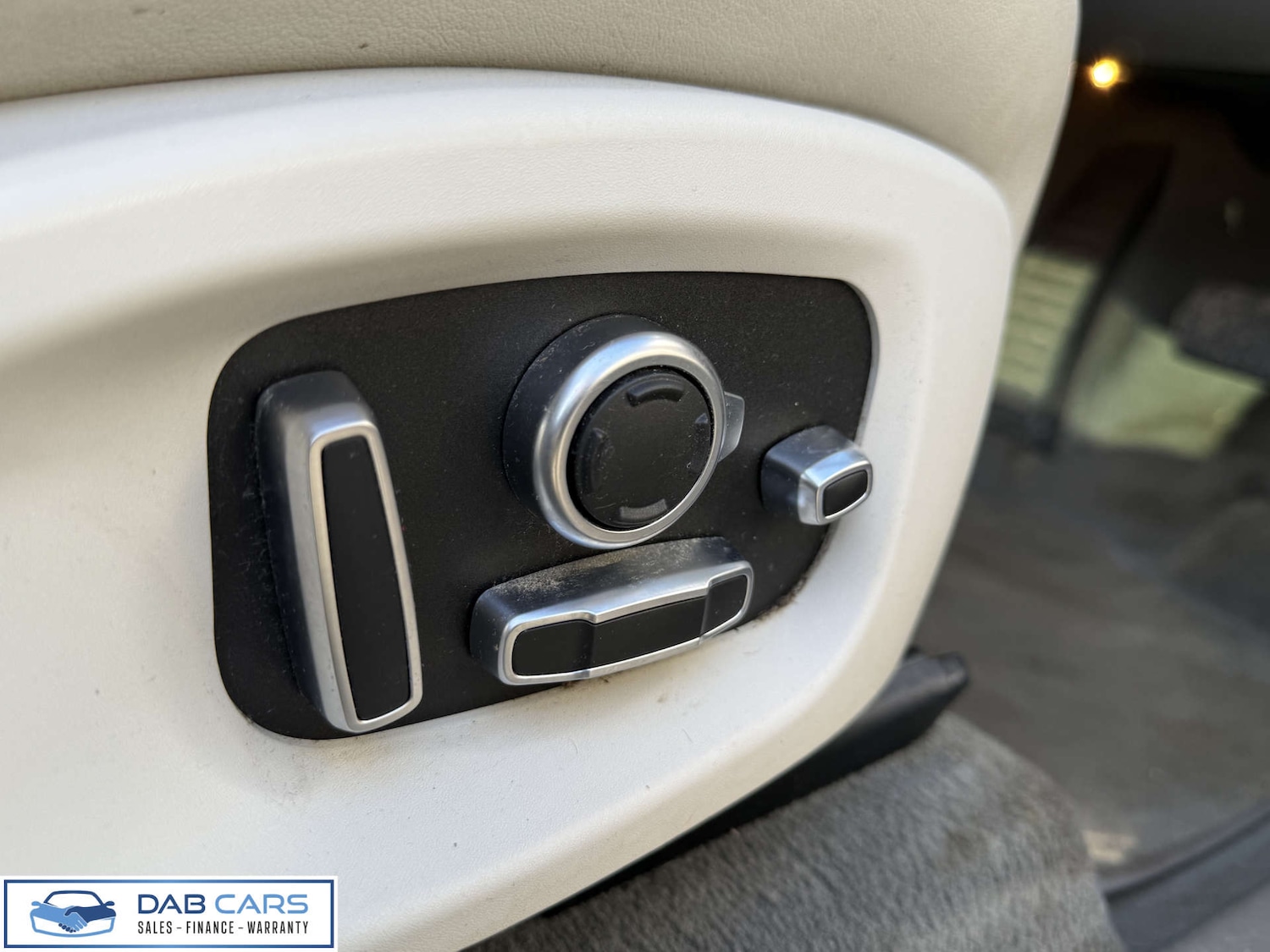 Used Jaguar F-Pace 2016 for sale - 77735058: Photo 37