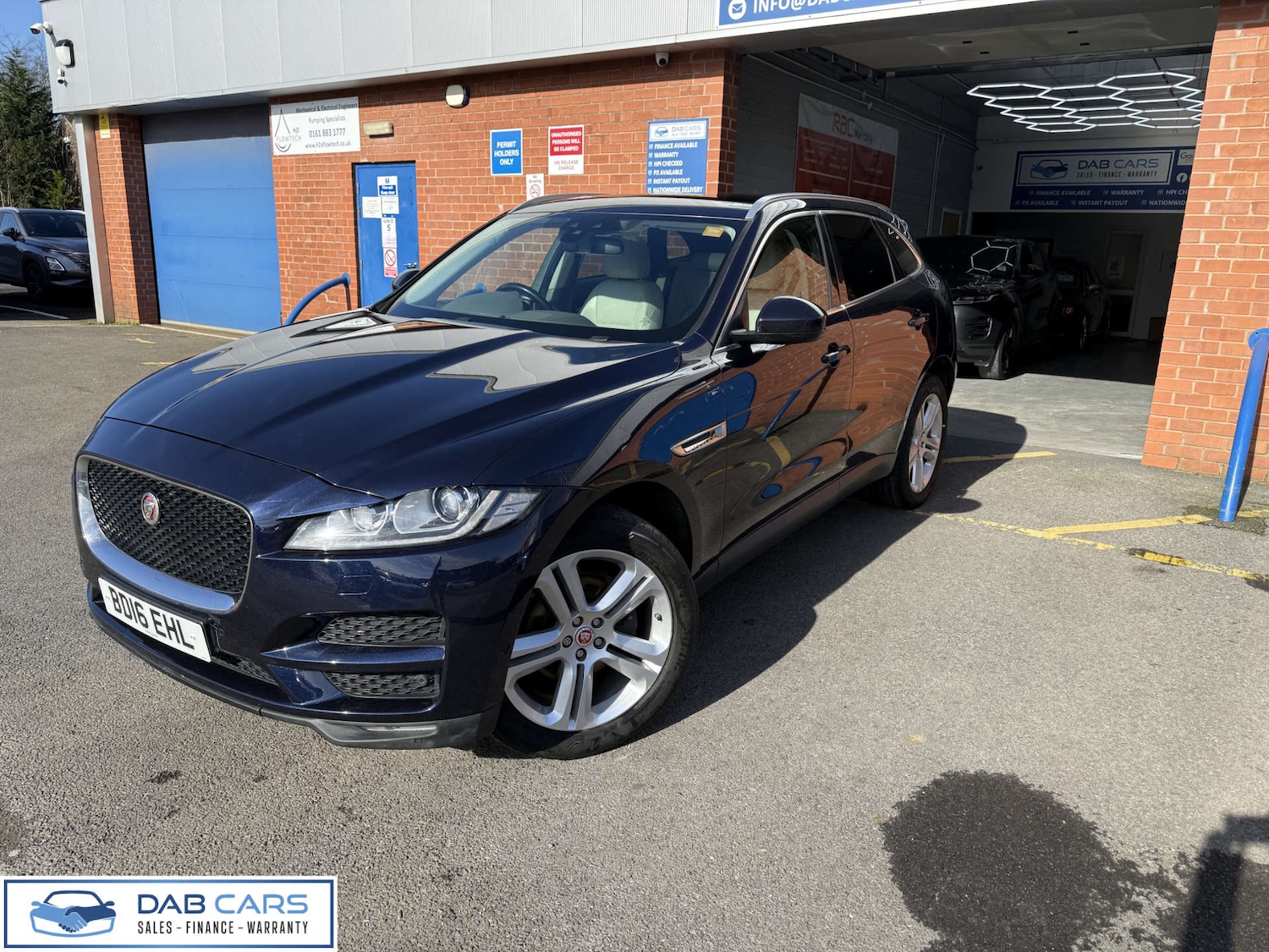 Used Jaguar F-Pace 2016 for sale - 77735058: Photo 48