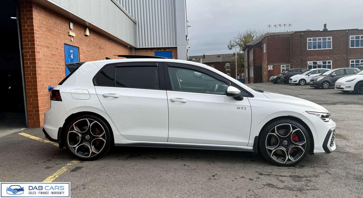 Used Volkswagen Golf 2024 for sale - 76182588: Photo 10