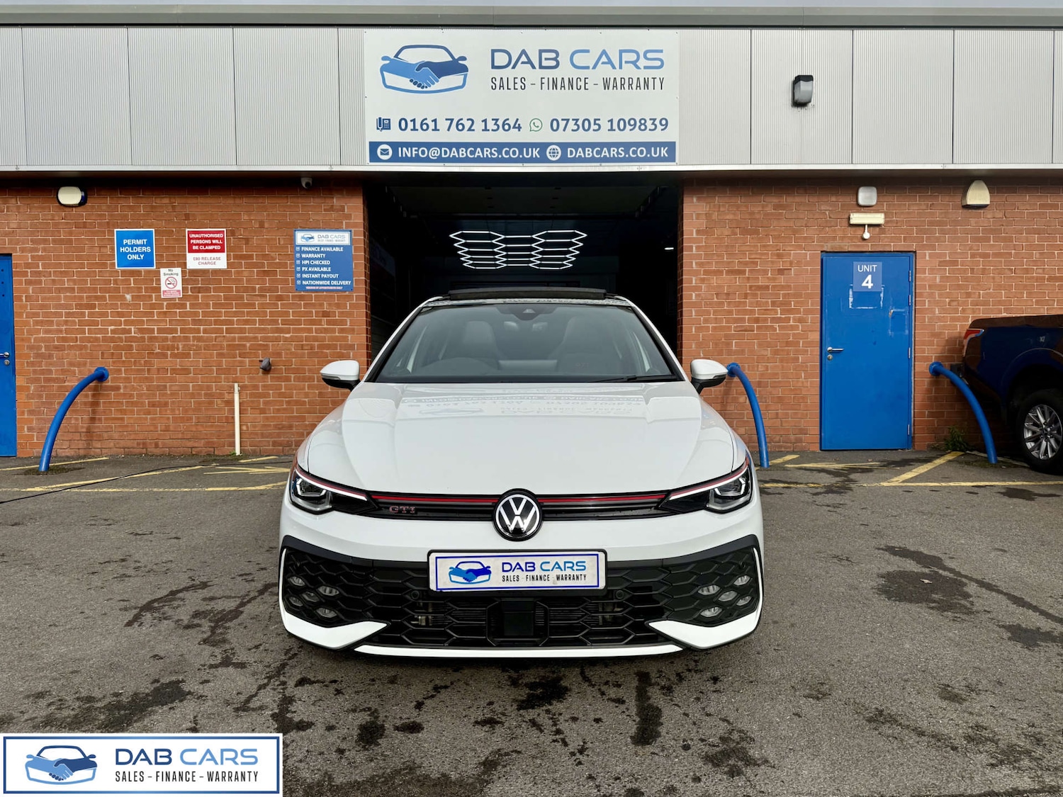 Used Volkswagen Golf 2024 for sale - 76182588: Photo 2