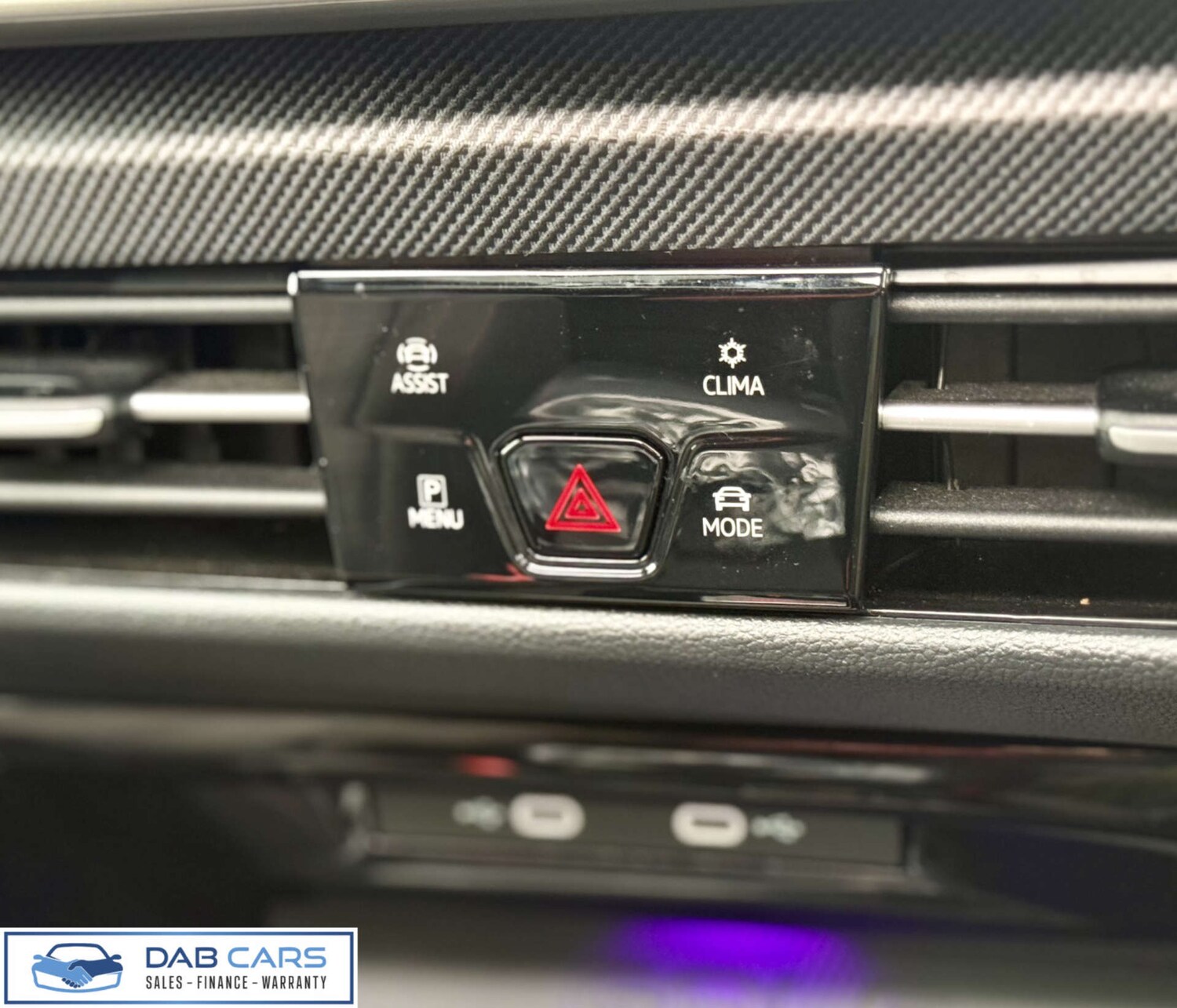 Used Volkswagen Golf 2024 for sale - 76182588: Photo 25